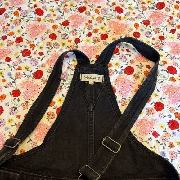 Madewell Adirondack Short Overalls in Washed Black - Picture 7 of 8